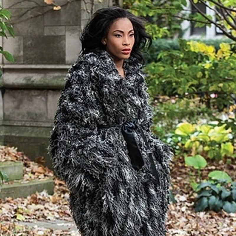 Vintage 70's | M | Ostrich Feather Coat Luxury Mid Length Glam Statement Chic